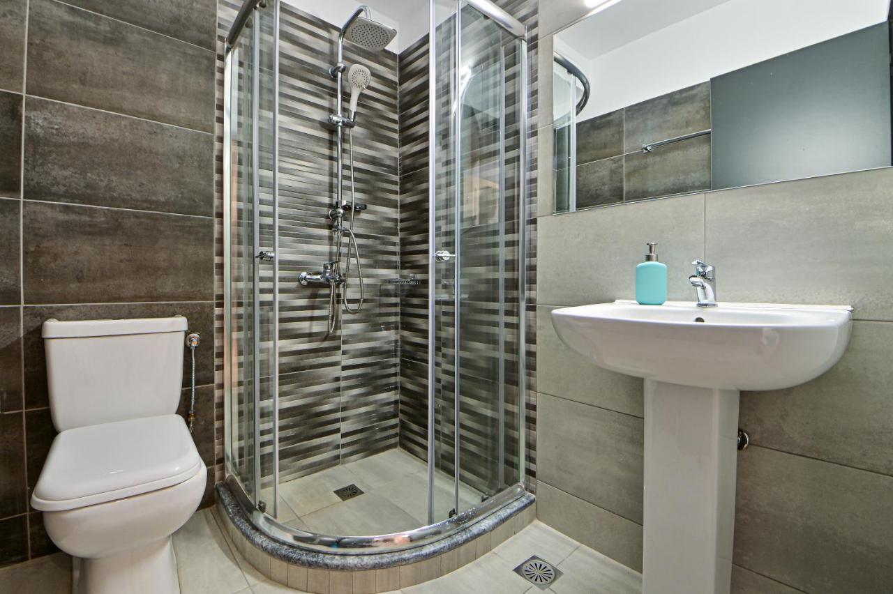 Beautiful New Apartment 5 Min From Piraeus Port Luaran gambar